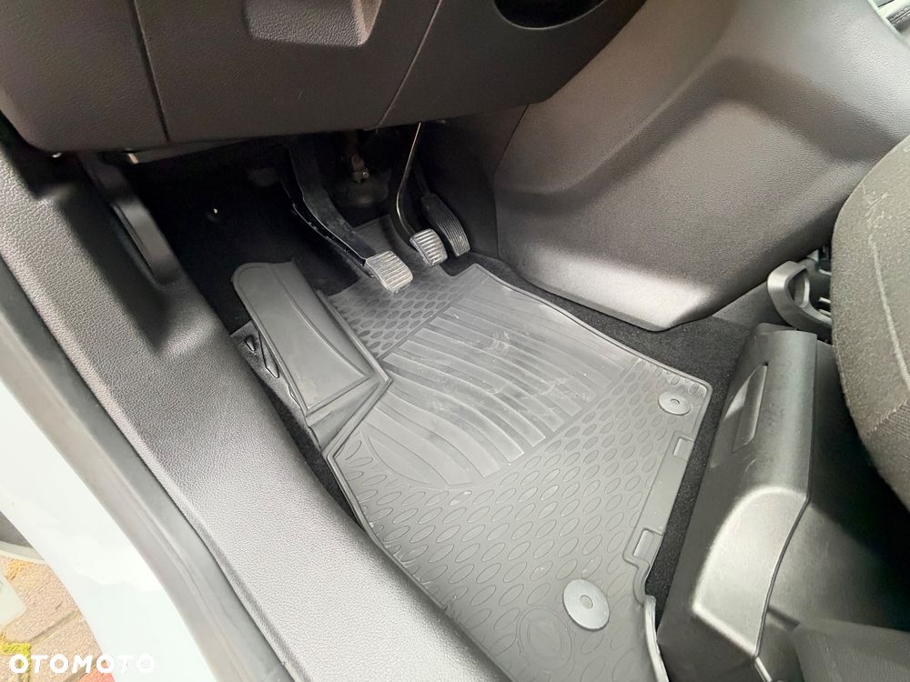 Opel Meriva - 29
