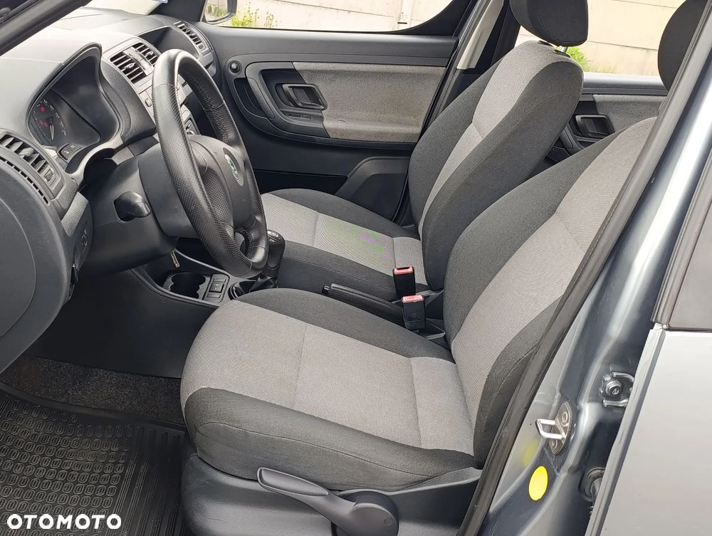 Skoda Roomster 1.4 MPI FAMILY - 13