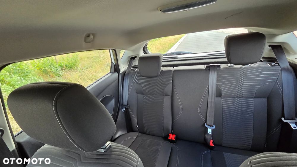 Ford Fiesta 1.6 TDCi Titanium - 18