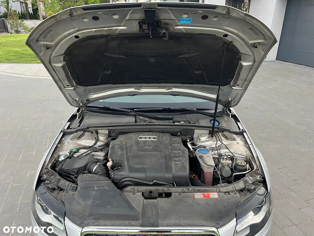 Audi A4 Avant - 10