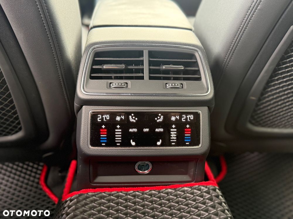 Audi A6 Avant 55 TFSI e quattro S tronic S line - 15