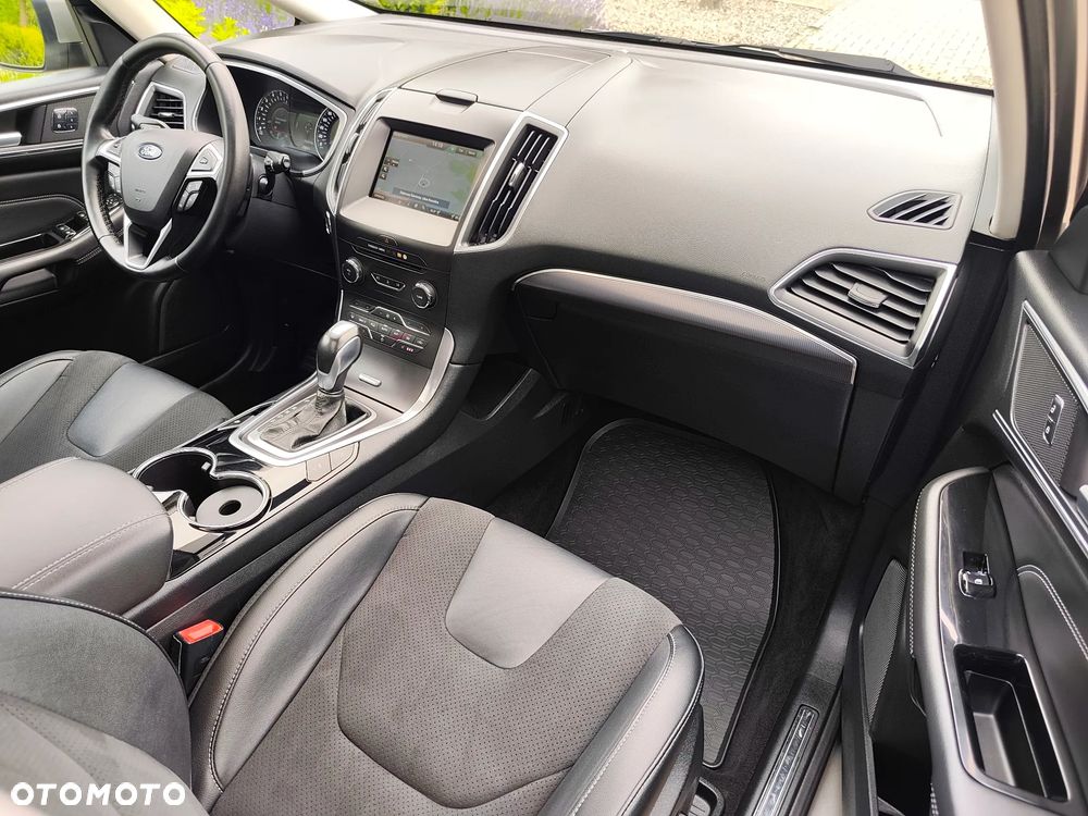 Ford S-Max 2.0 TDCi Titanium PowerShift - 16
