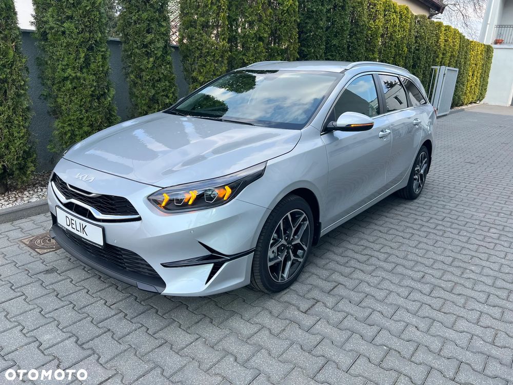Kia Ceed - 5
