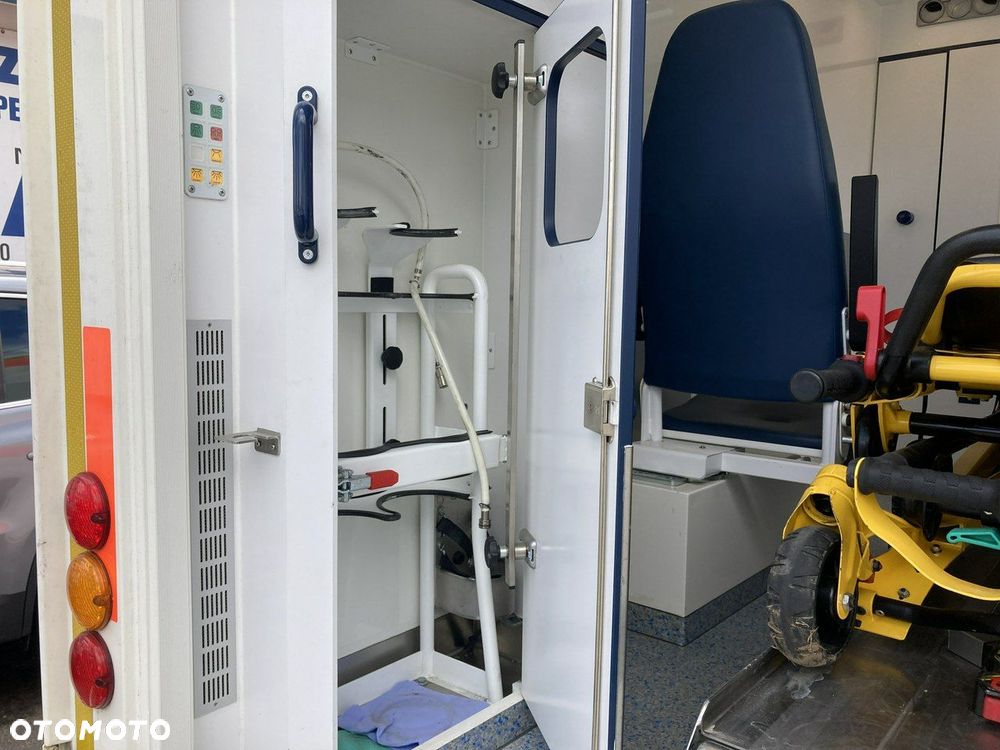 Mercedes-Benz Sprinter - 29