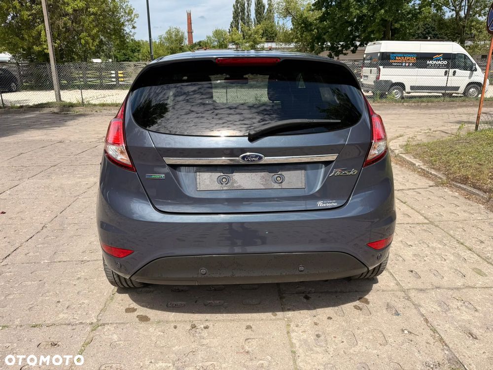 Ford Fiesta - 6