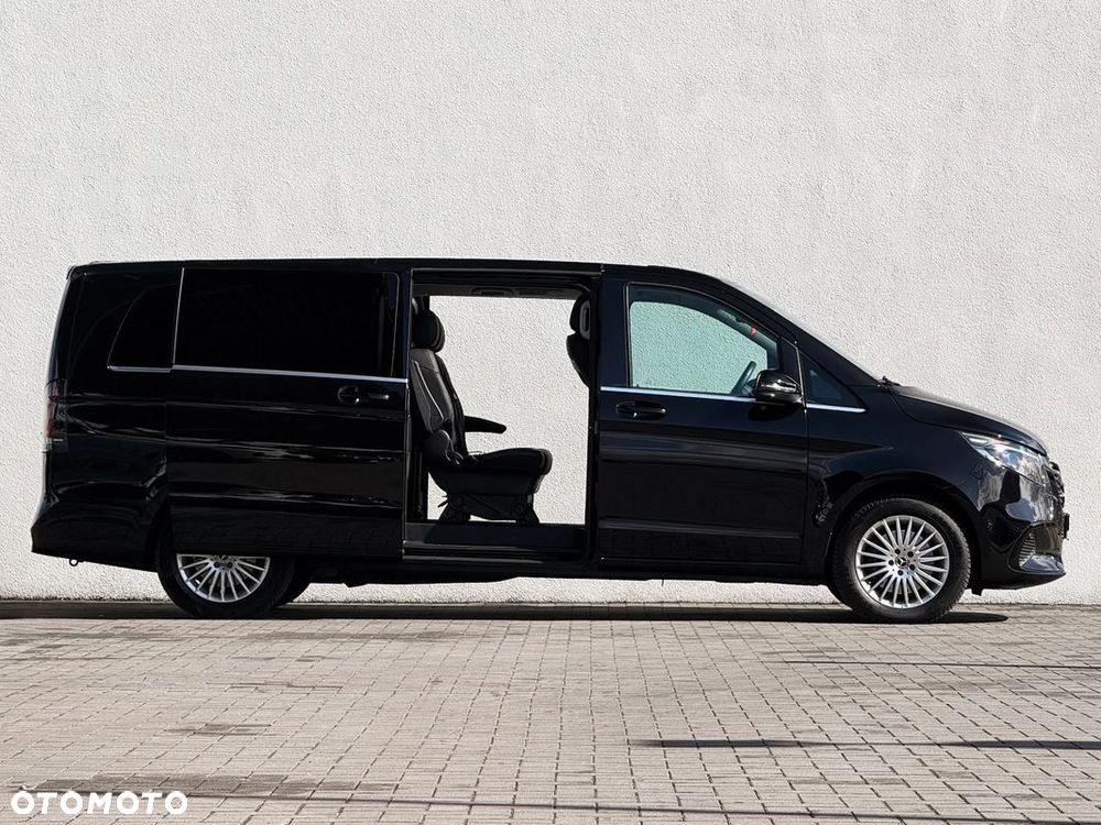 Mercedes-Benz Klasa V 300 d extralang 4Matic 9G-TRONIC Avantgarde - 35
