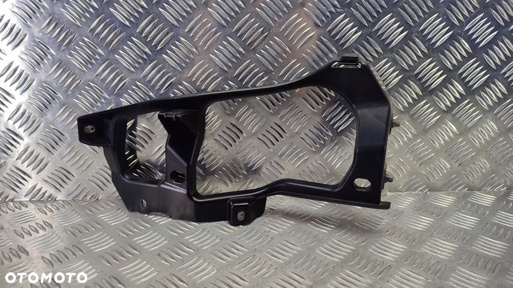 VW TOUAREG 7P 10-18R SLIZG OKULAR MOCOWANIE LAMPY LEWY 7P6806509