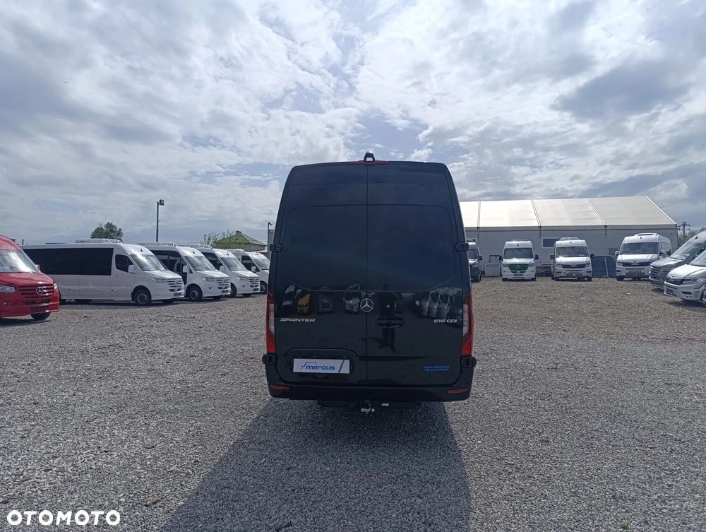 Mercedes-Benz Sprinter 519 - 24