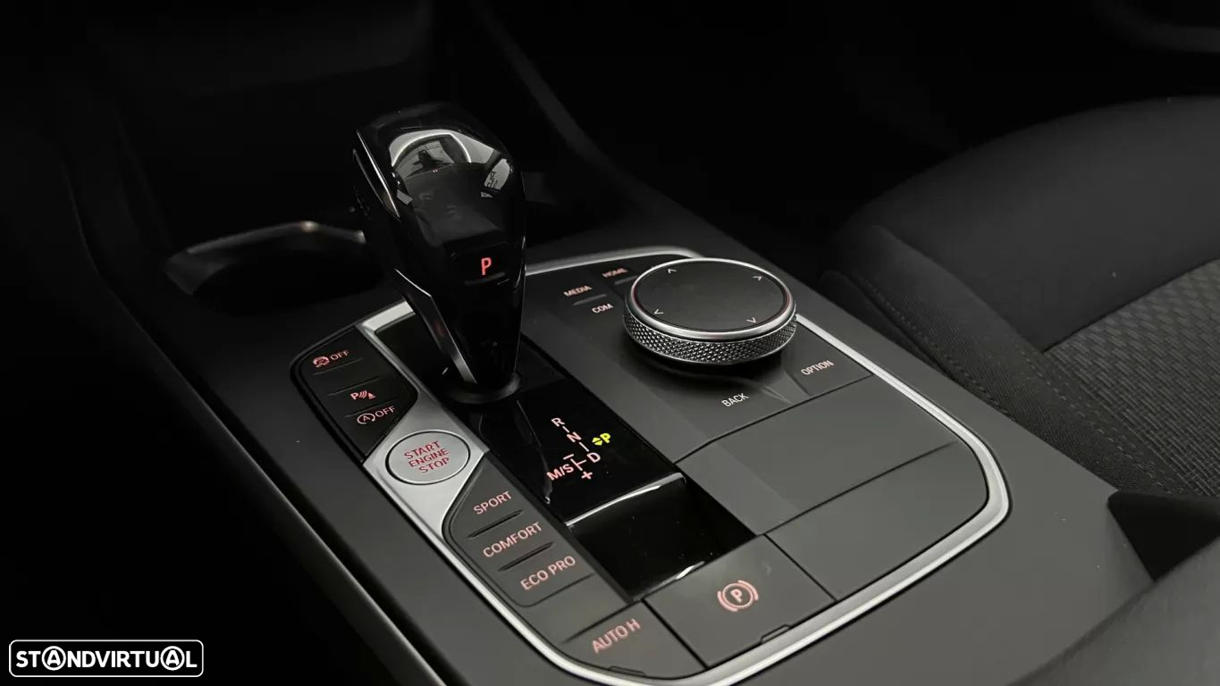 BMW 116 d Auto - 21