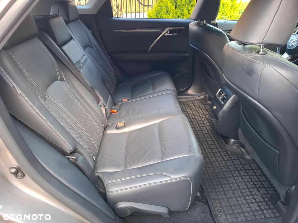 Lexus RX - 17