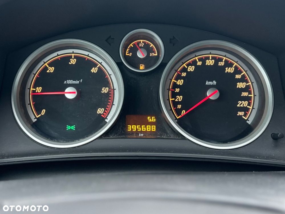 Opel Astra 1.9 CDTI Sport - 12