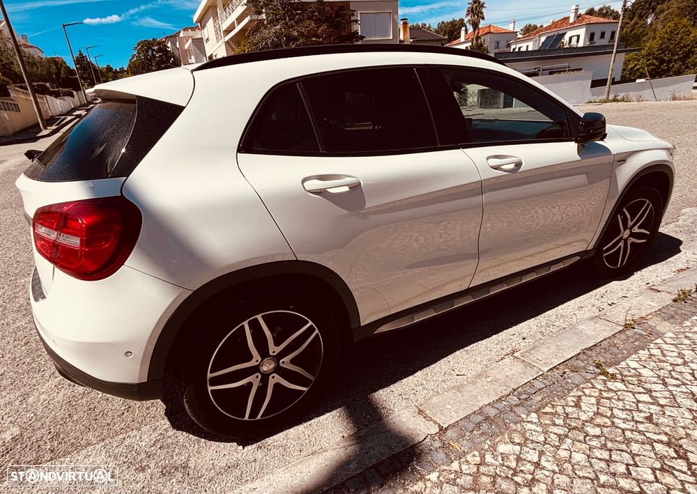 Mercedes-Benz GLA 180 — fotografia 7