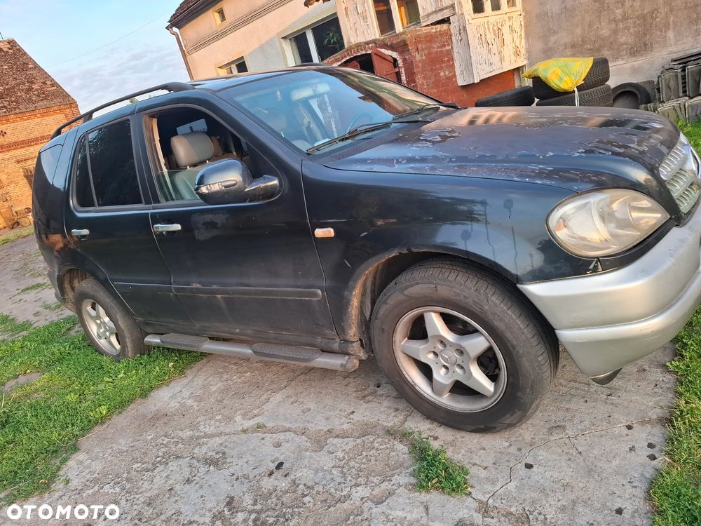 Mercedes-Benz ML - 8