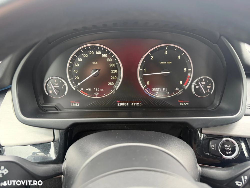 BMW X5 xDrive30d - 32