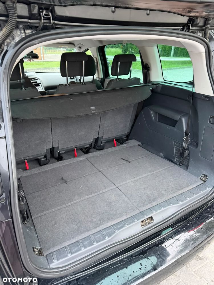 Peugeot 5008 1.6 HDi Active 7os - 8
