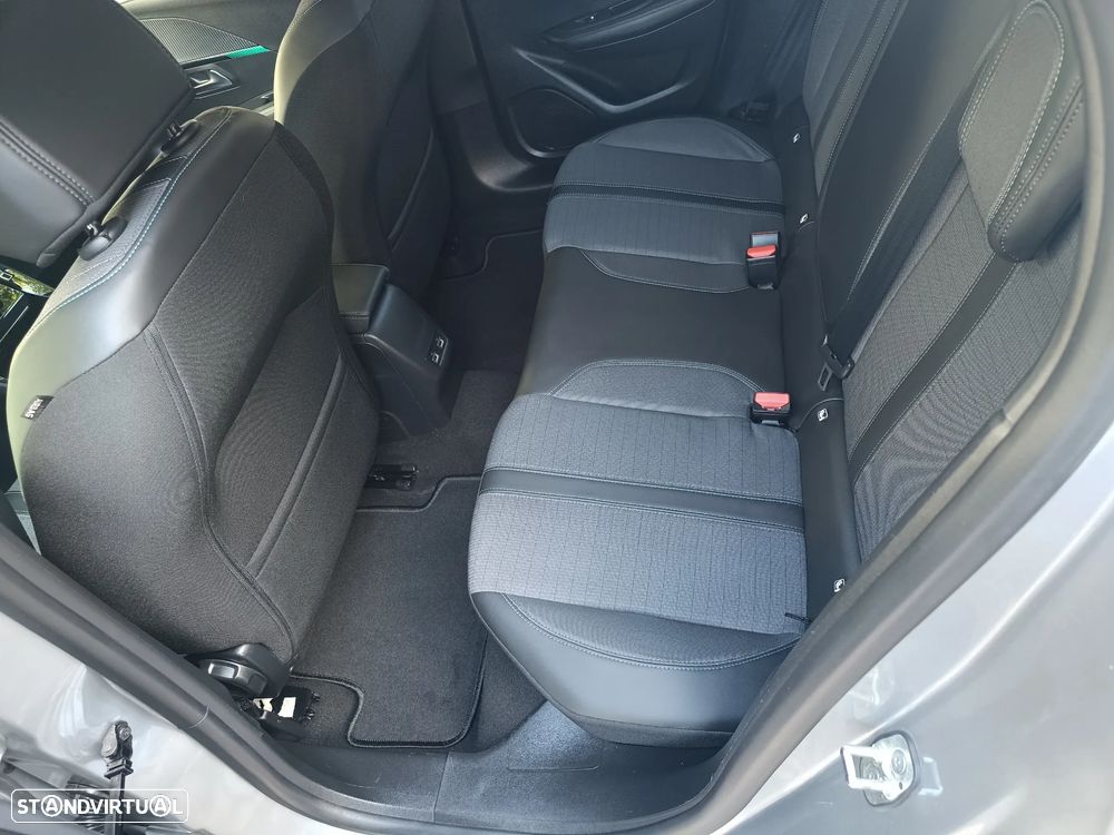 Peugeot 208 PureTech 100 EAT8 Active Pack - 23