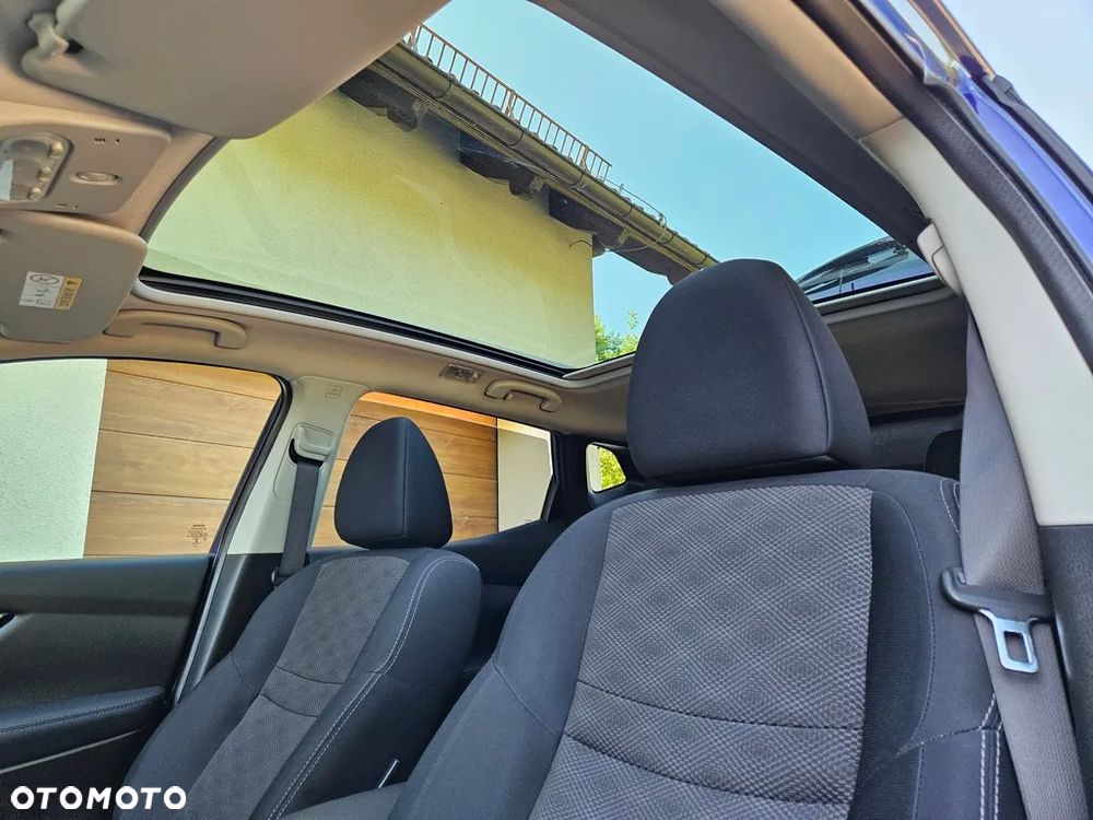 Nissan Qashqai 1.2 DIG-T N-Connecta - 25