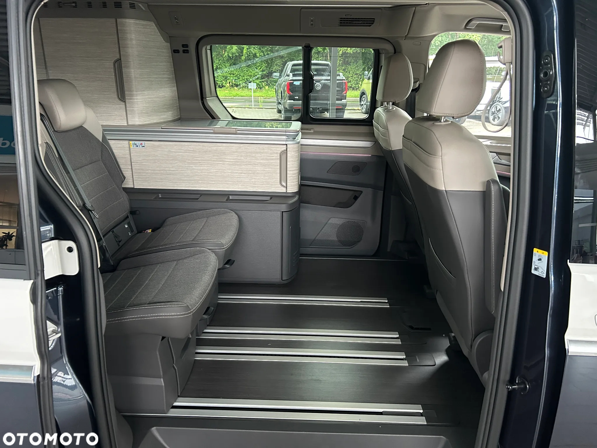 Volkswagen California - 10