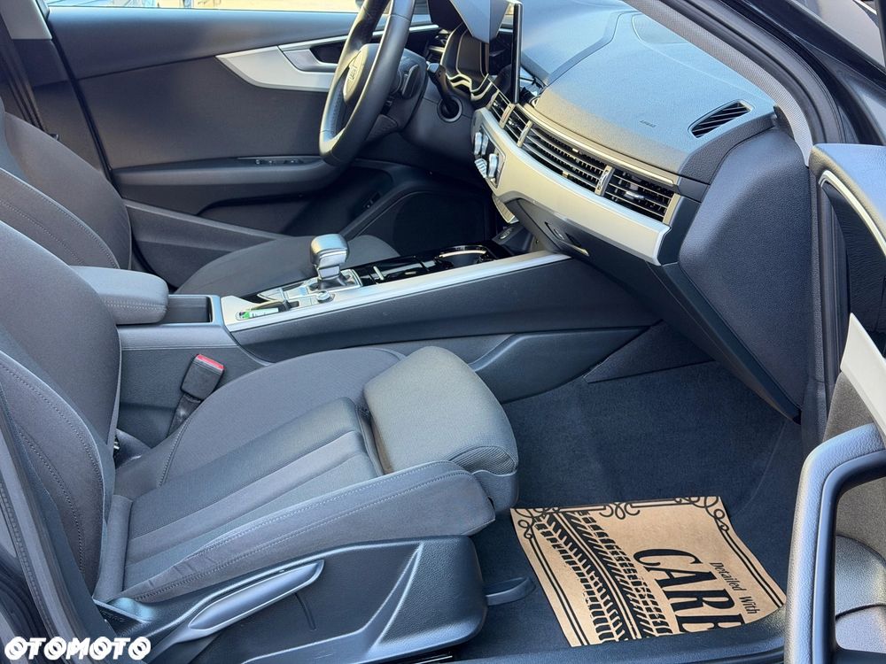 Audi A4 Limousine - 11