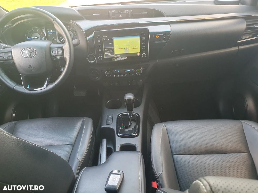 Toyota Hilux - 8