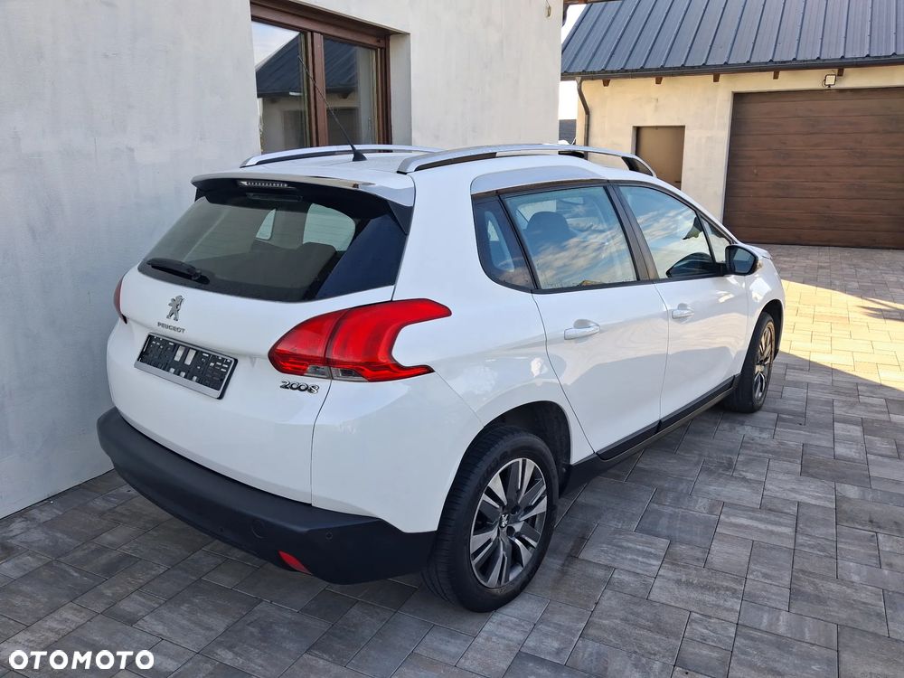 Peugeot 2008 1.6 VTi Active - 2