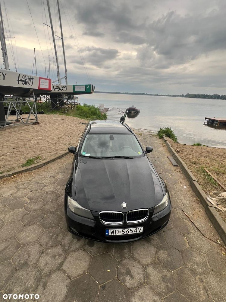 BMW Seria 3 318i - 14