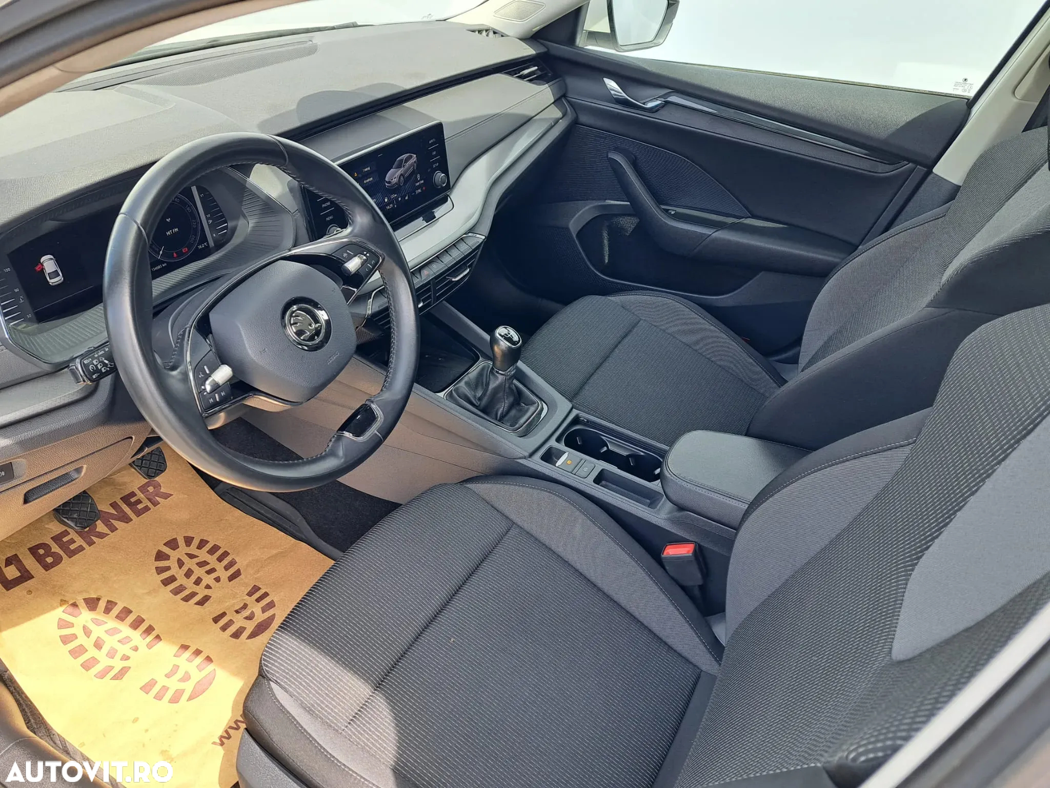 Skoda Octavia 2.0 TDI Ambition - 24
