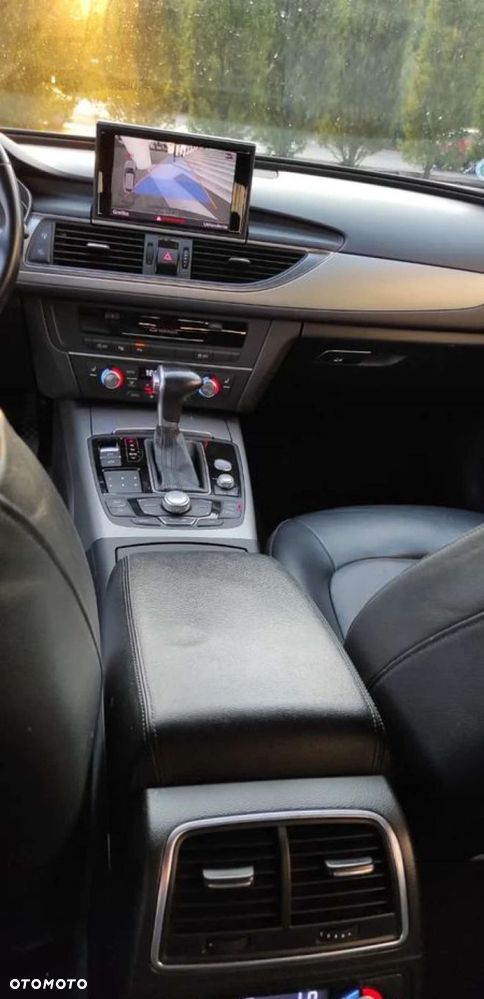 Audi A6 Avant - 16