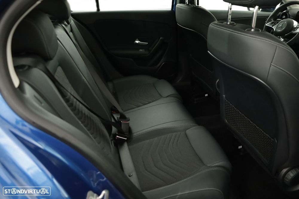 Mercedes-Benz A 200 Standard - 23