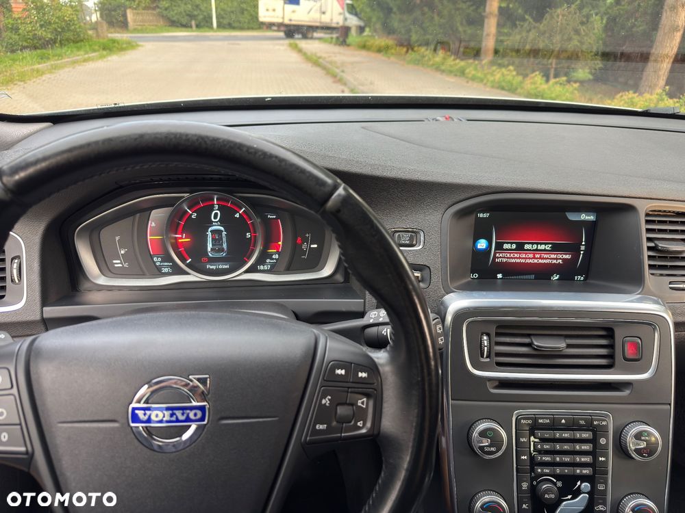 Volvo V60 D4 Drive-E Kinetic - 15