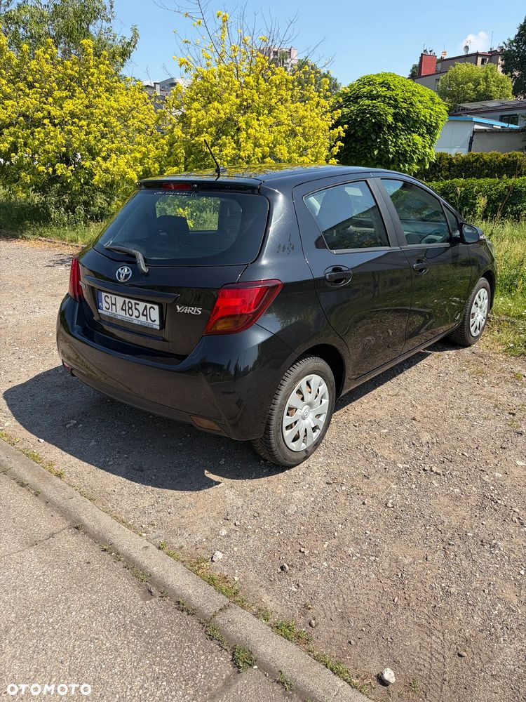 Toyota Yaris 1.33 Premium - 3