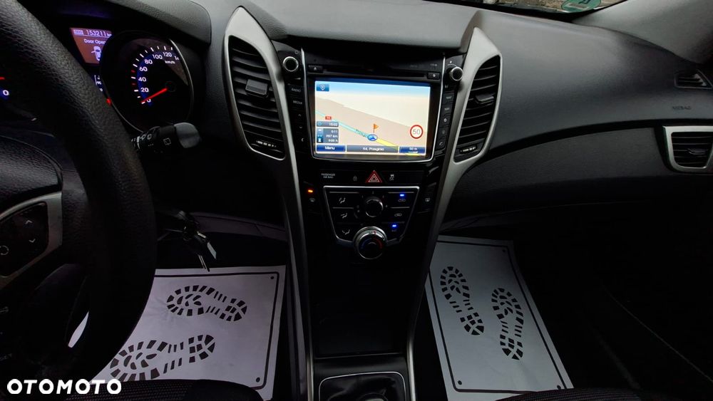 Hyundai i30 1.4 Fifa World Cup Edition - 18