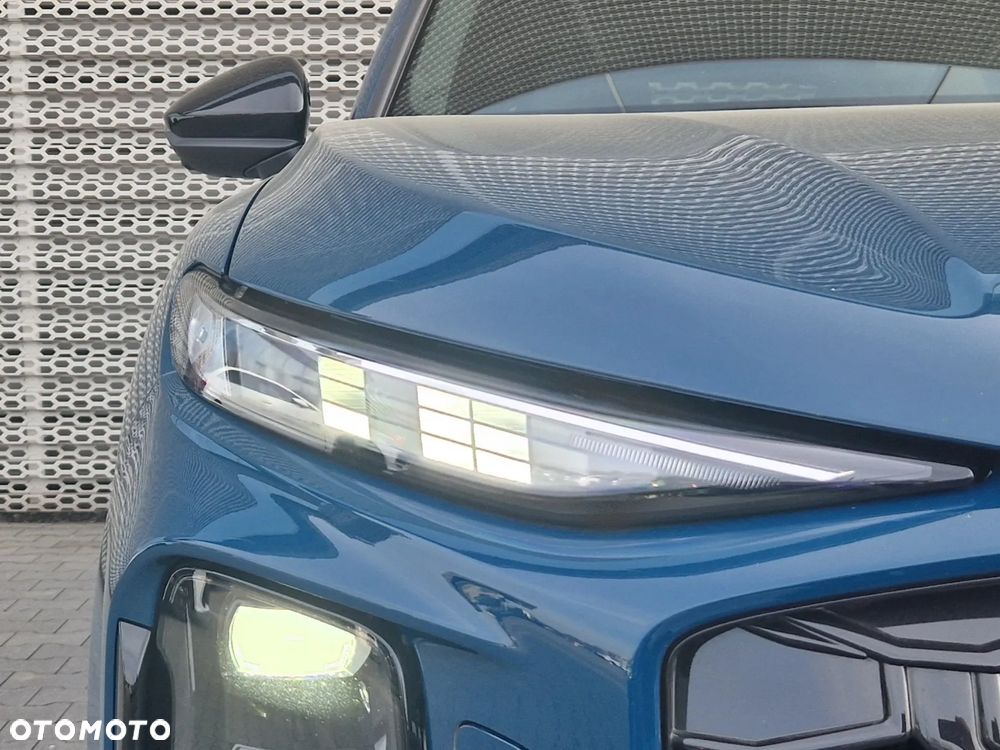 Audi Q3 Sportback - 9