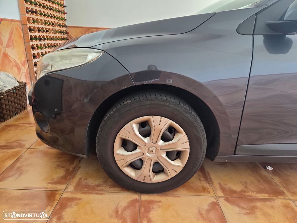 Renault Mégane 1.5 dCi Confort - 6