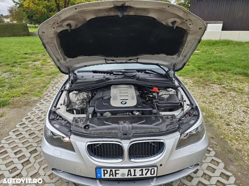 BMW Seria 5 525d Touring - 7