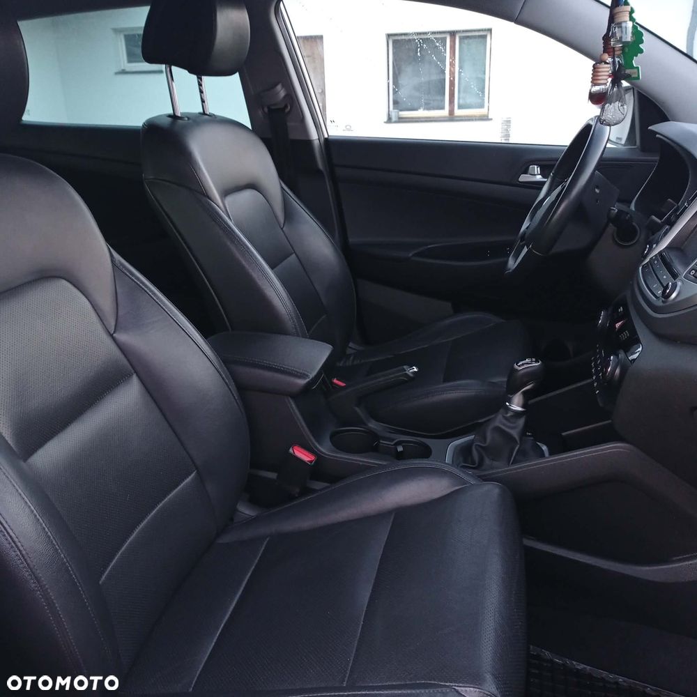 Hyundai Tucson - 13