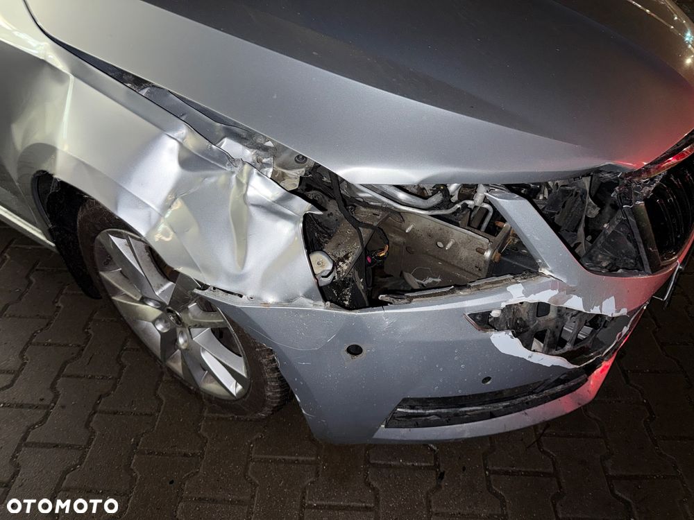 Skoda Octavia 1.5 TSI ACT Style - 10