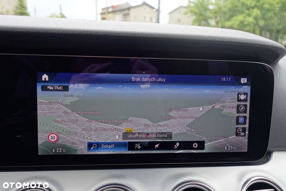 Mercedes-Benz Klasa E 220 d 4-Matic Avantgarde - 23