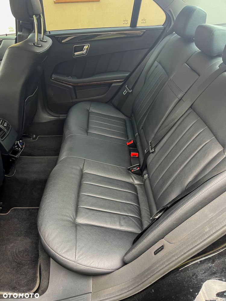 Mercedes-Benz Klasa E 350 CDI BlueEff Avantgarde - 8