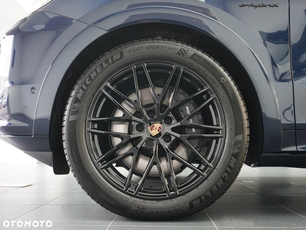 Porsche Cayenne E-Hybrid PHEV Black Edition - 11