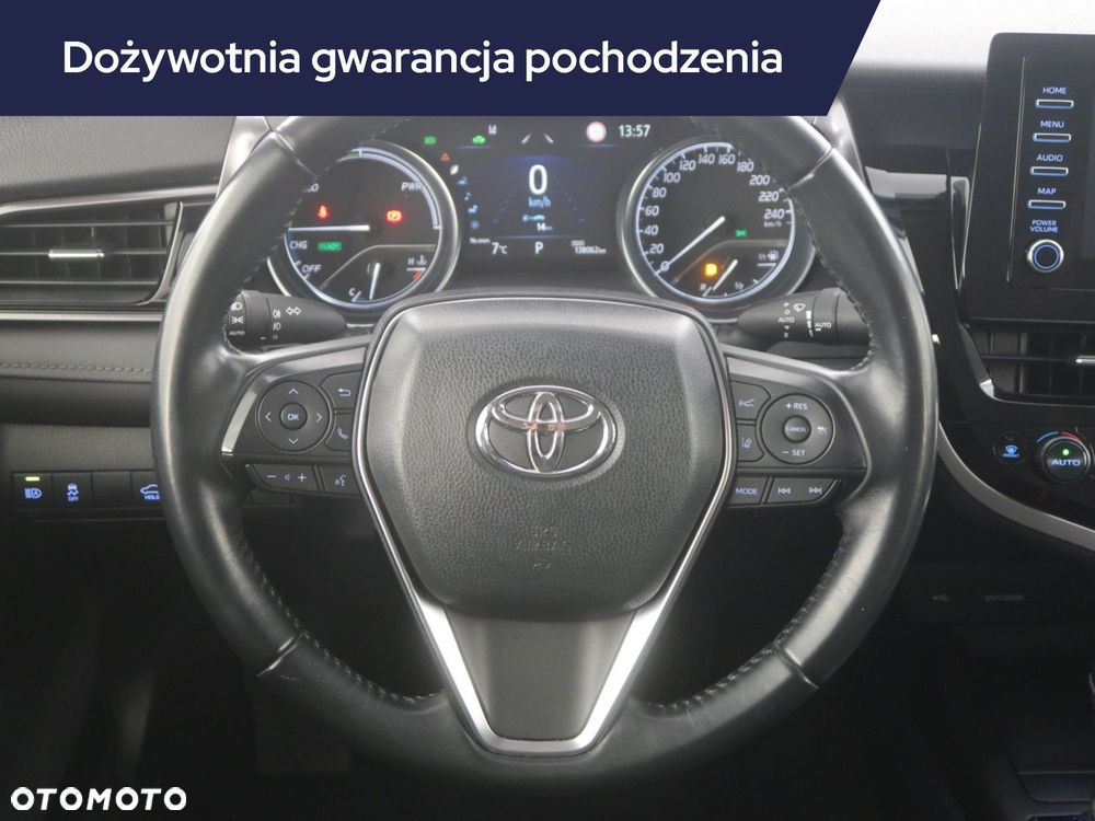 Toyota Camry - 17