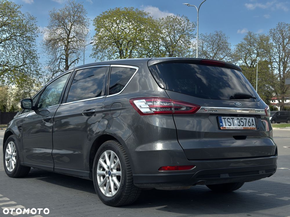 Ford S-Max 2.0 EcoBlue Titanium - 3