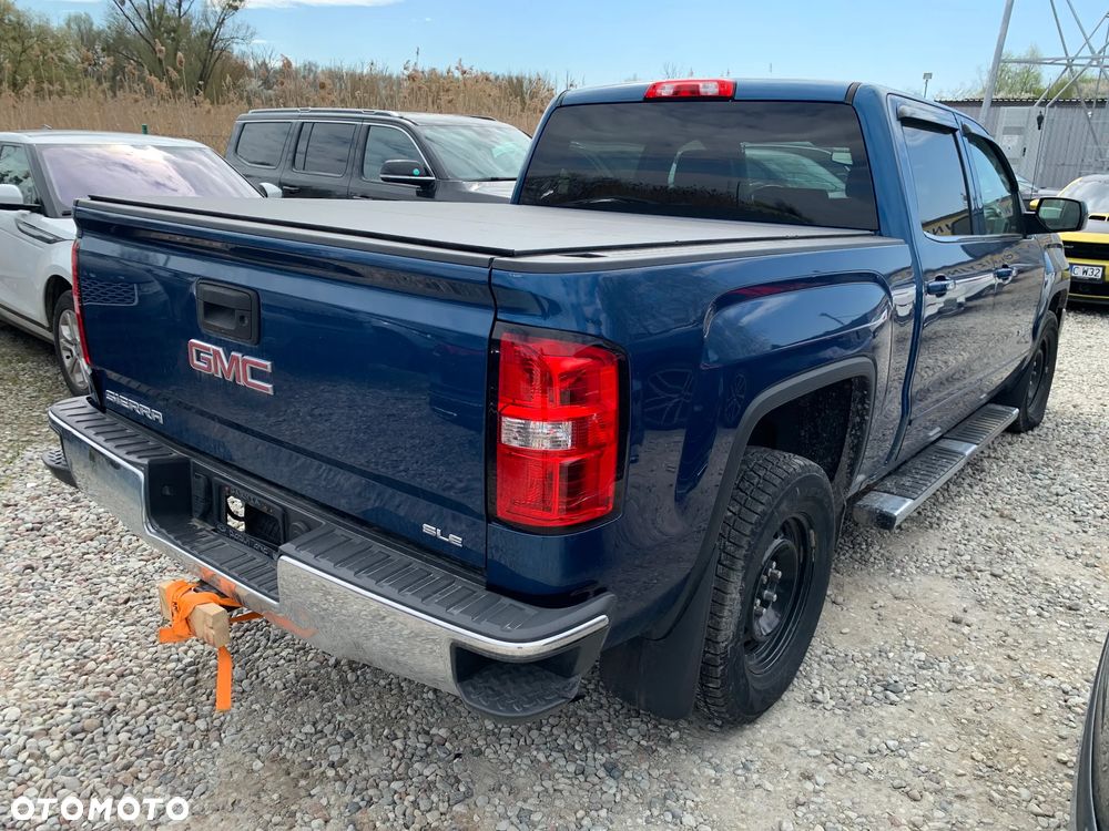 GMC Sierra - 12