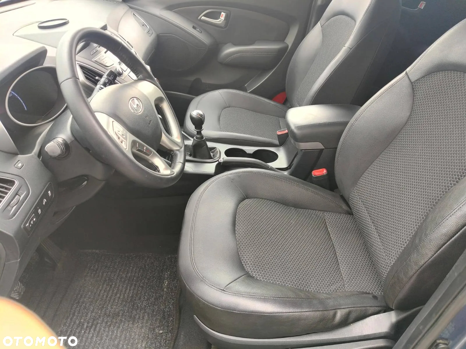 Hyundai ix35 1.6 2WD blue Style - 13