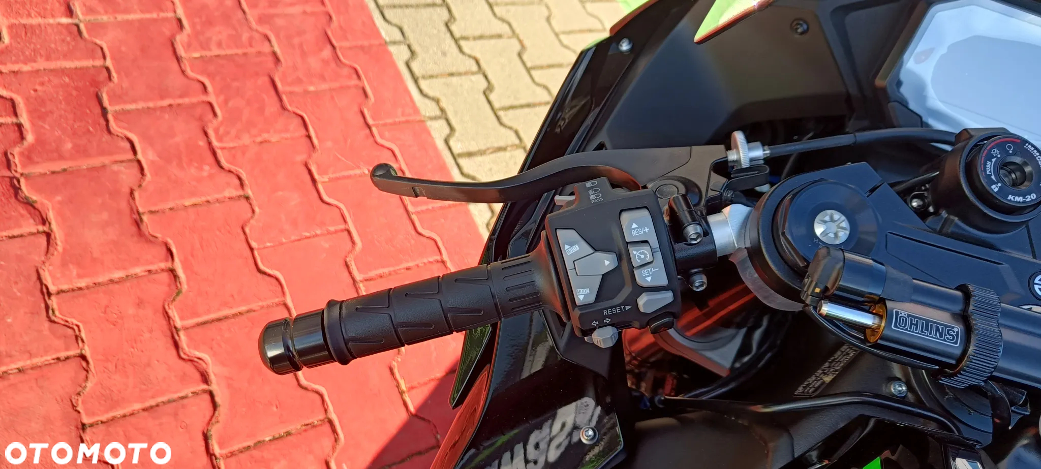 Kawasaki ZX - 9