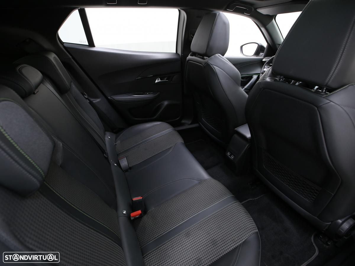 Peugeot 2008 1.5 BlueHDi GT EAT8 - 12