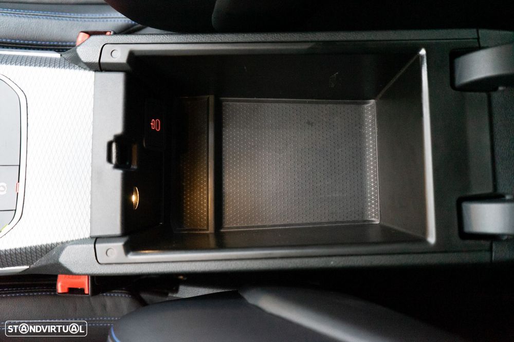 BMW M340 d xDrive Pack Desportivo M Pro Auto - 32