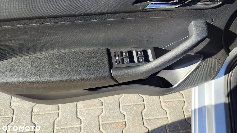 Skoda RAPID - 14