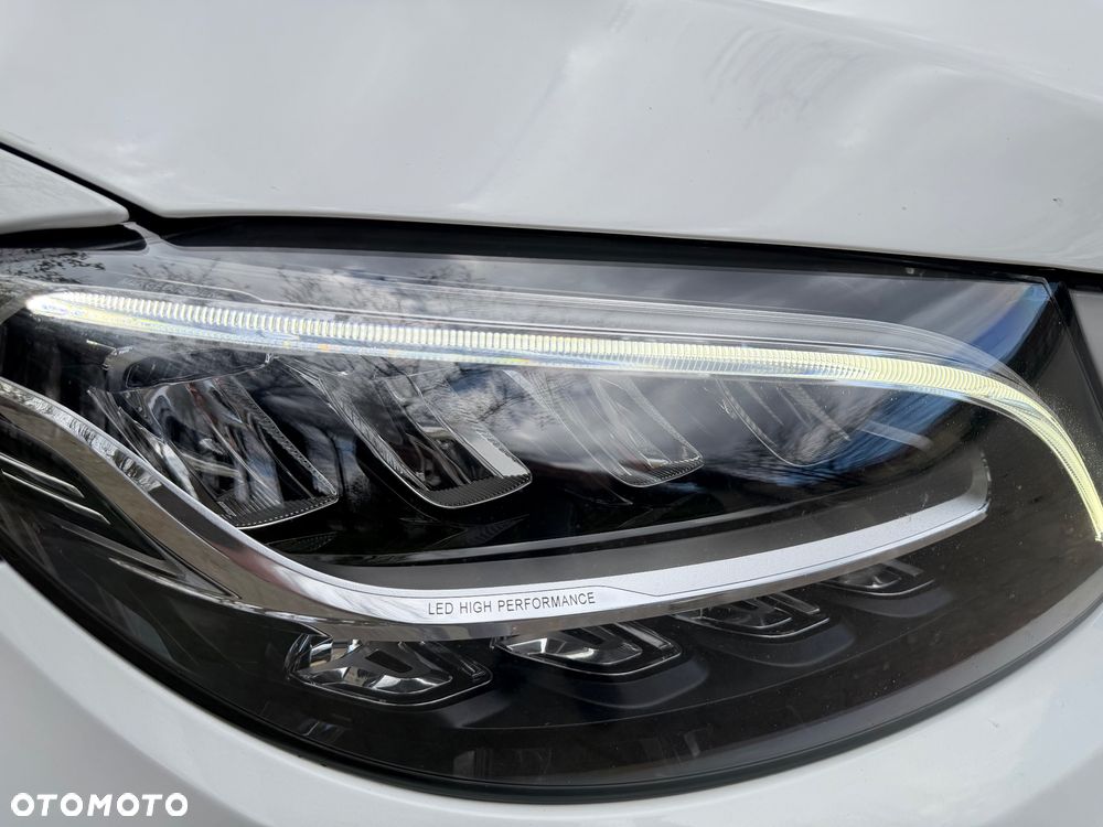 Mercedes-Benz Klasa C 220 d 9G-TRONIC - 22