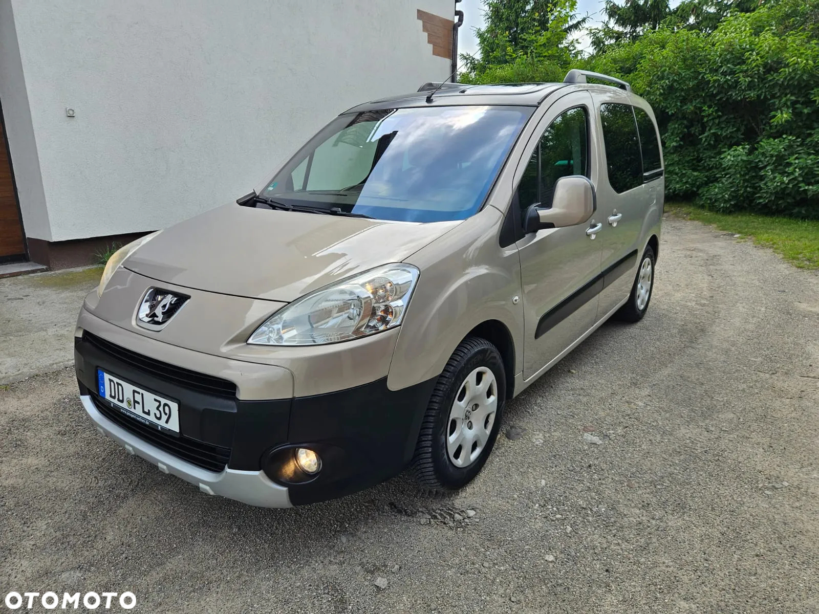 Peugeot Partner Tepee 90 Family - 2